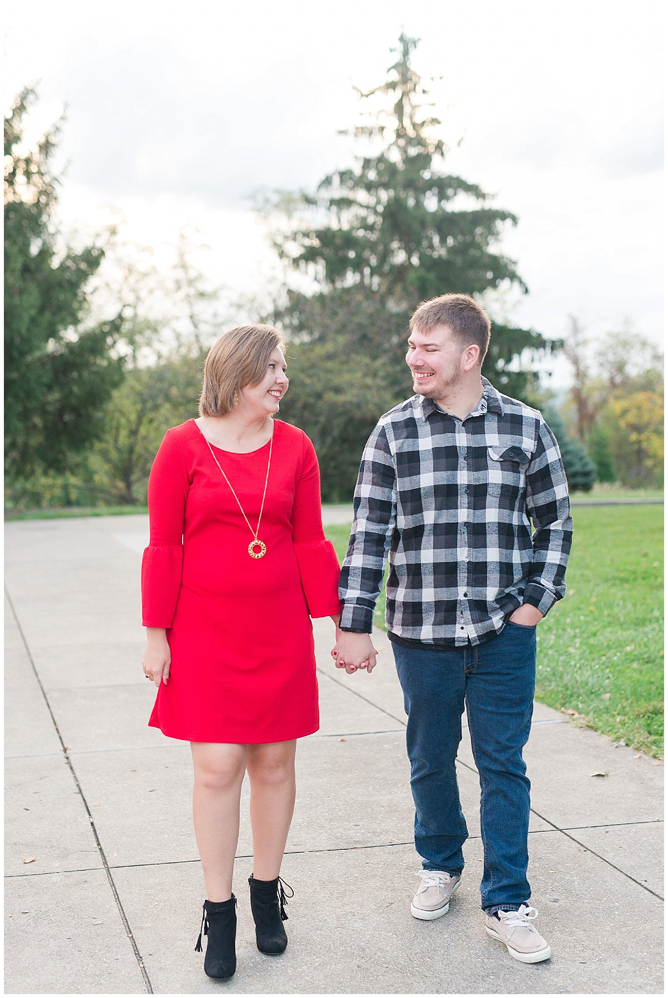 Christmas Inspired Engagement Photos