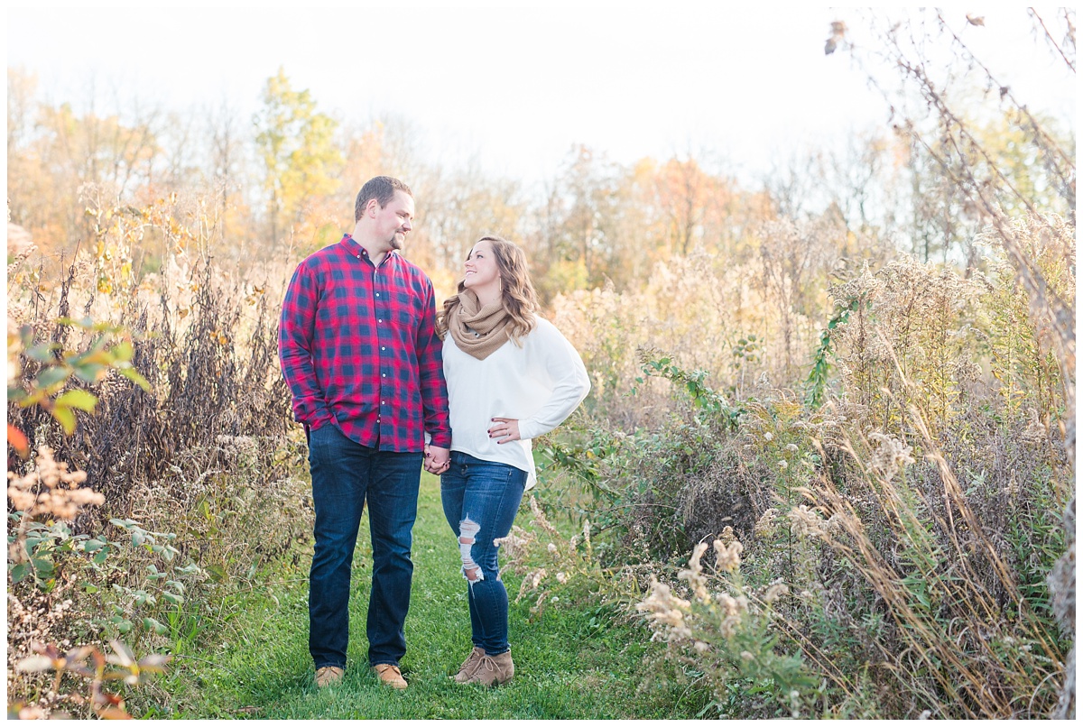 Dreamy Fall Engagement Pictures in Dayton OH