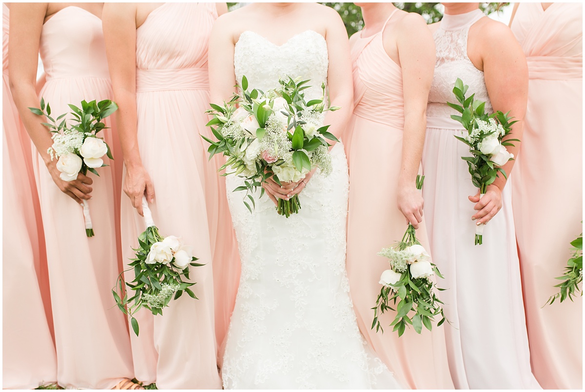 Simple Blush Barn Wedding at Crago Farms Columbus Ohio by Rachael Leigh Photography