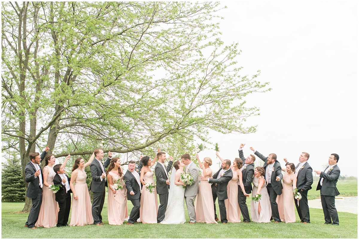 Simple Blush Barn Wedding at Crago Farms Columbus Ohio by Rachael Leigh Photography