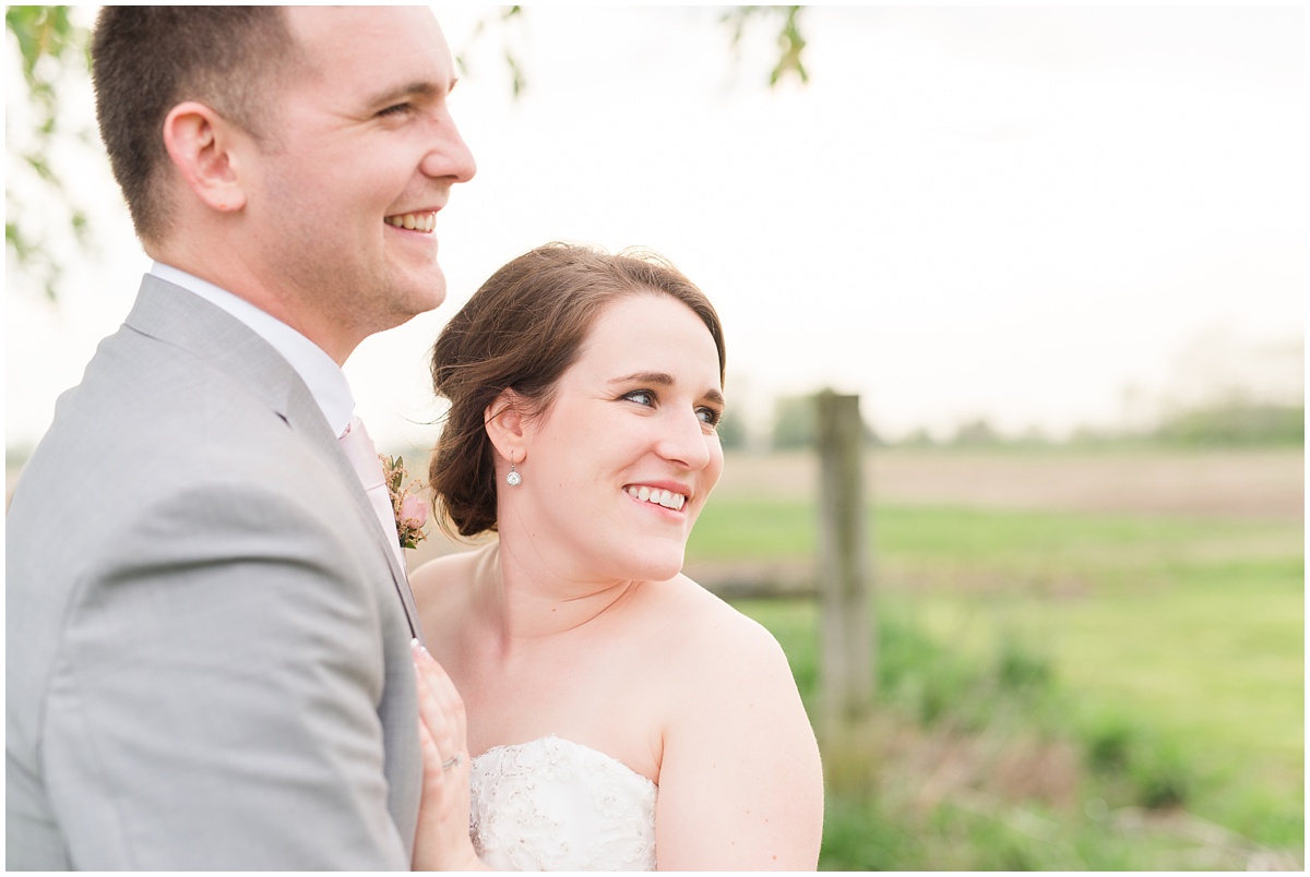 Simple Blush Barn Wedding at Crago Farms Columbus Ohio by Rachael Leigh Photography